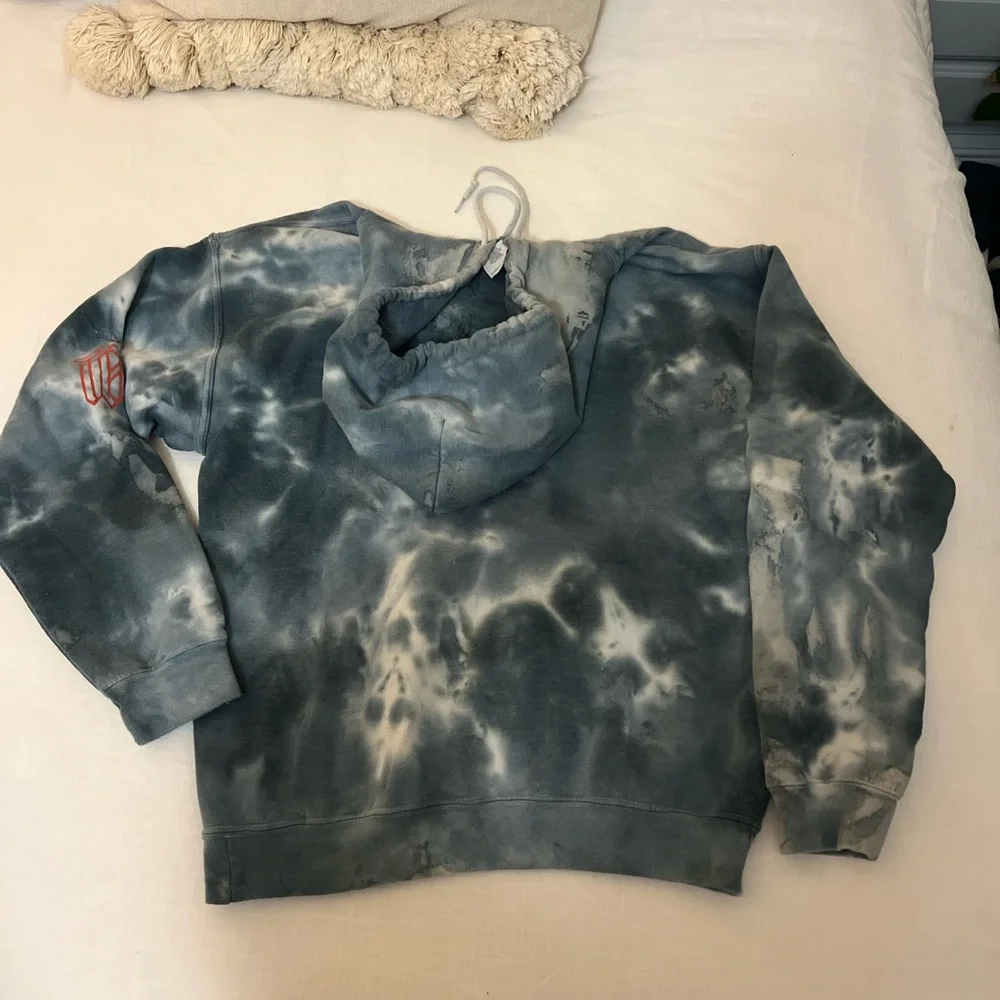 Twenty One Pilots tie dye hoodie - Picture 4 of 5